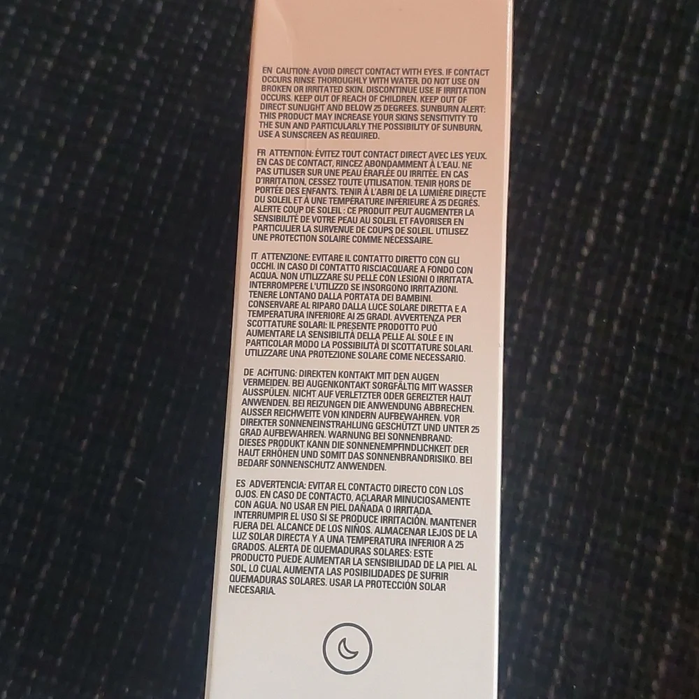 New makeup revolution glycolic‎ 10% serum